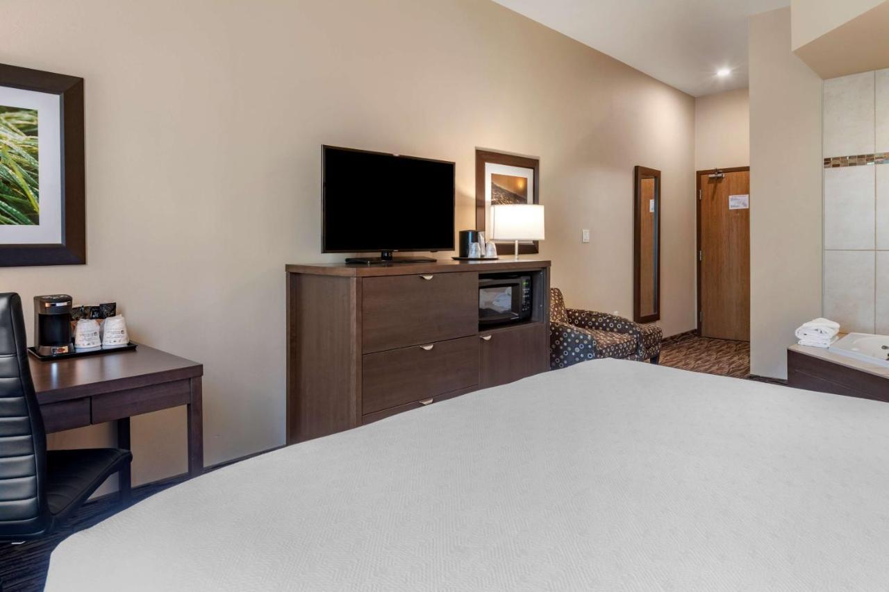 Best Western Plus Bridgewater Hotel & Convention Centre Dış mekan fotoğraf