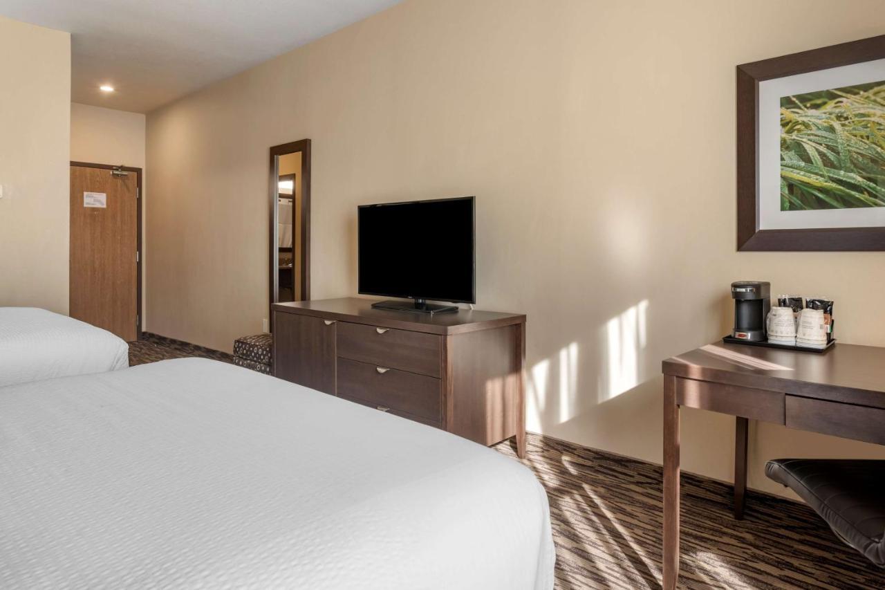 Best Western Plus Bridgewater Hotel & Convention Centre Dış mekan fotoğraf